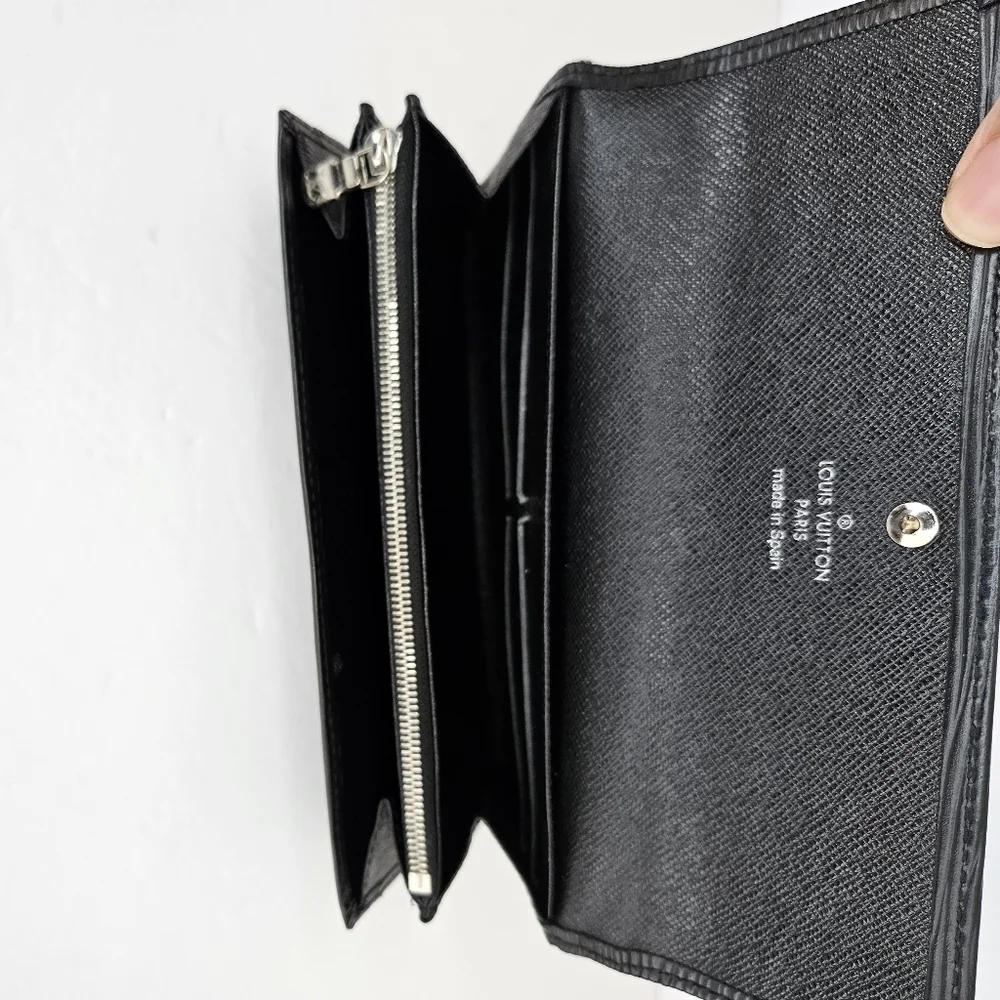 LOUIS VUITTON Epi Portefeuille Sarah Long Black Wallet